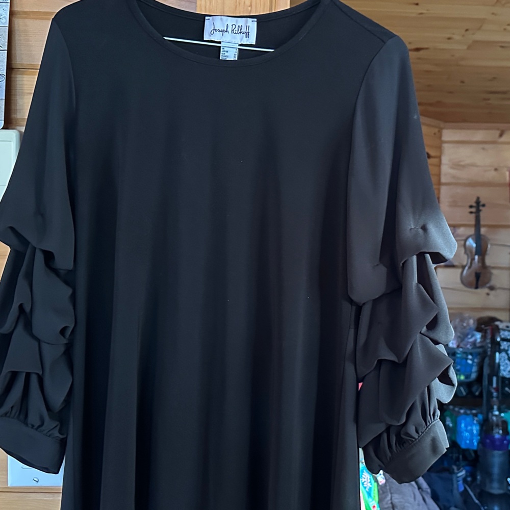 Joseph Ribkofff Ruffle Sleeve Long Blouse